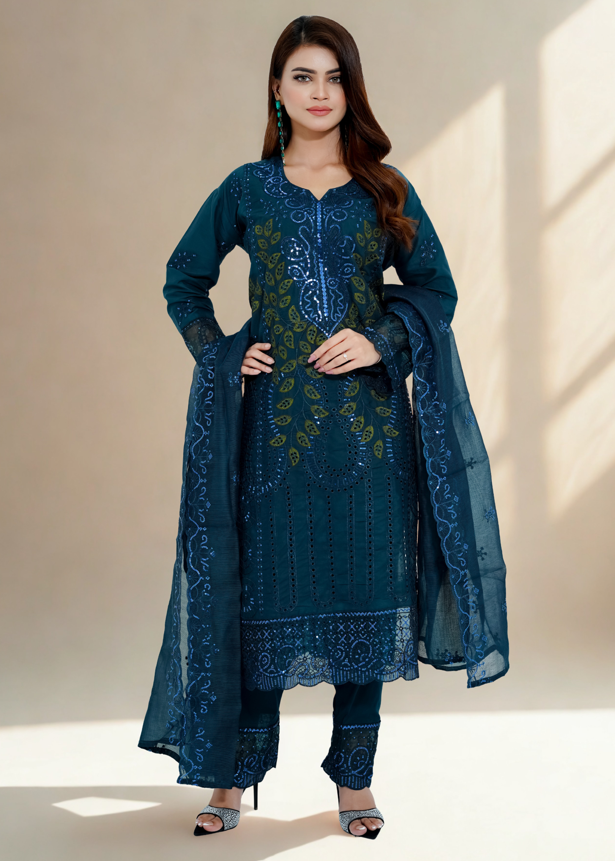 Enchant - Women’s Embroidery 3-Piece Suit